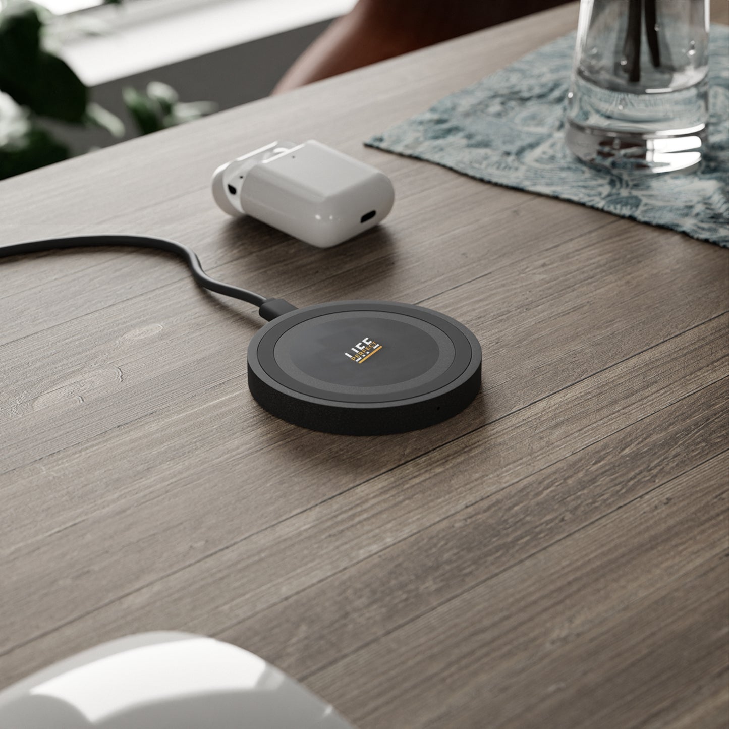 Wireless Charging Pad - LIFE-PERFECT Design